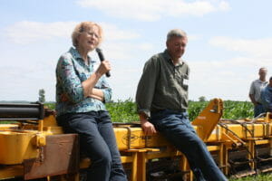 Margaret Smith and Doug Alert at a 2015 PFI field day they hosted